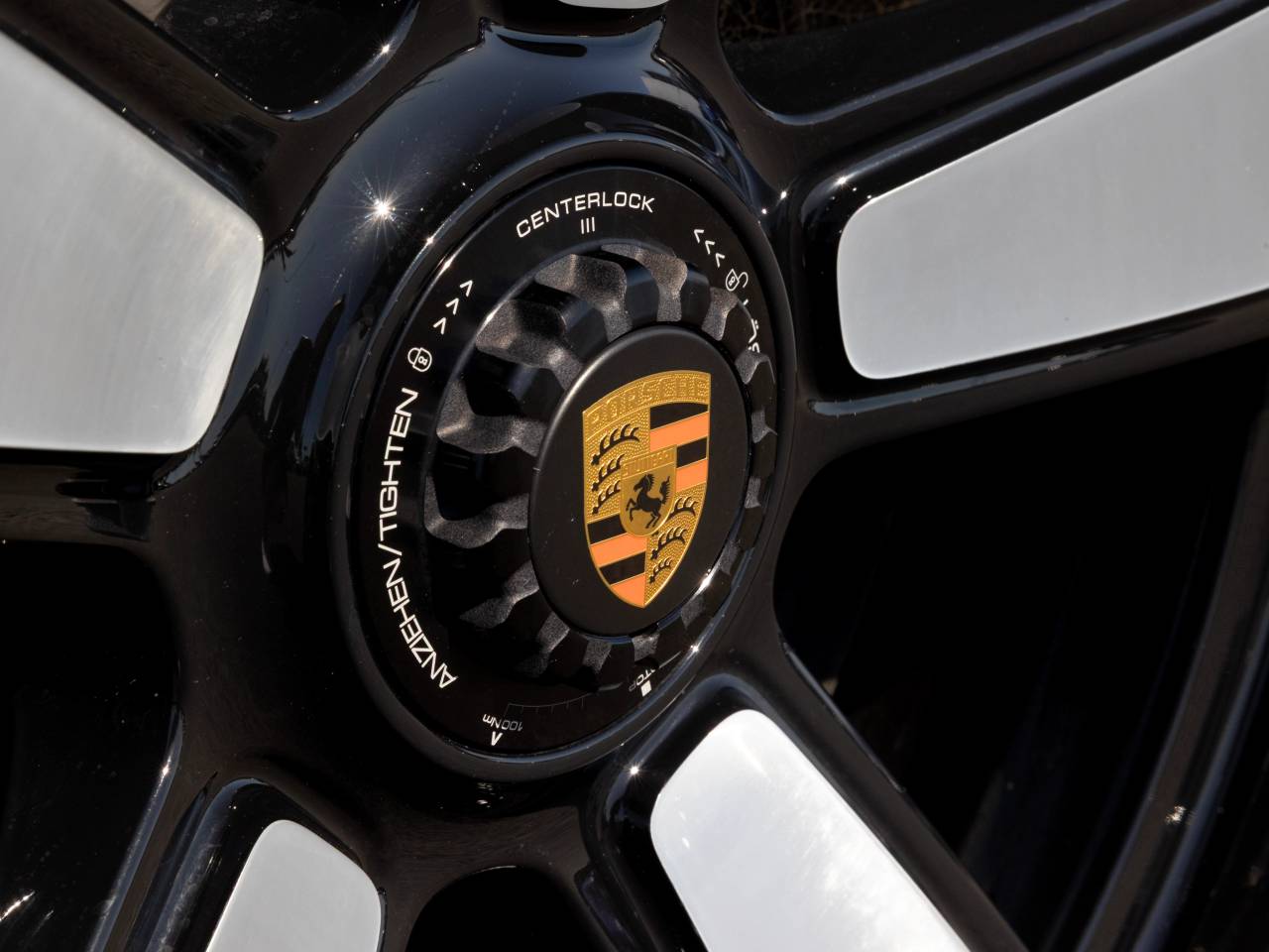 911 (992) SPORT CLASSIC image 08