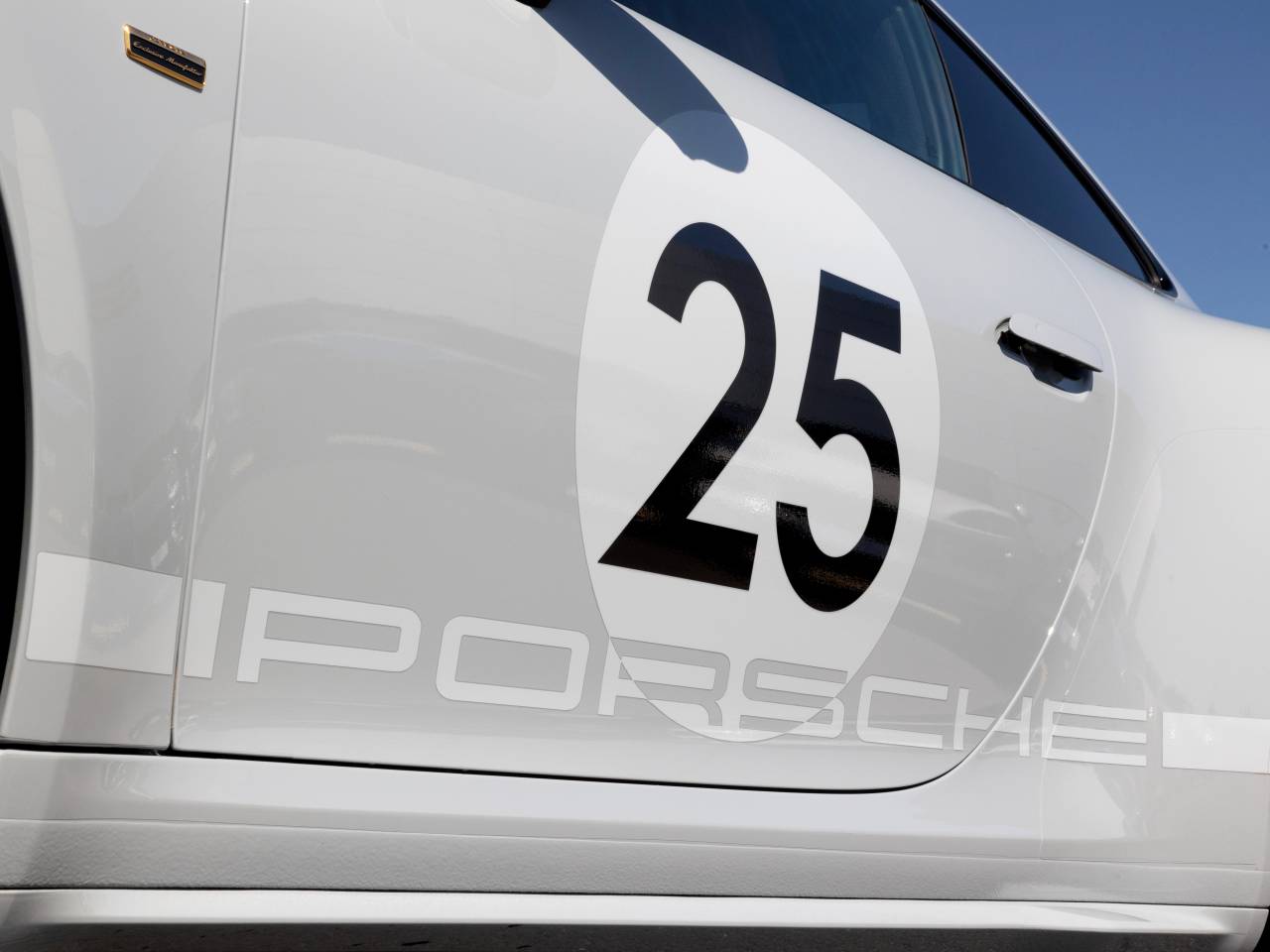 911 (992) SPORT CLASSIC image 23