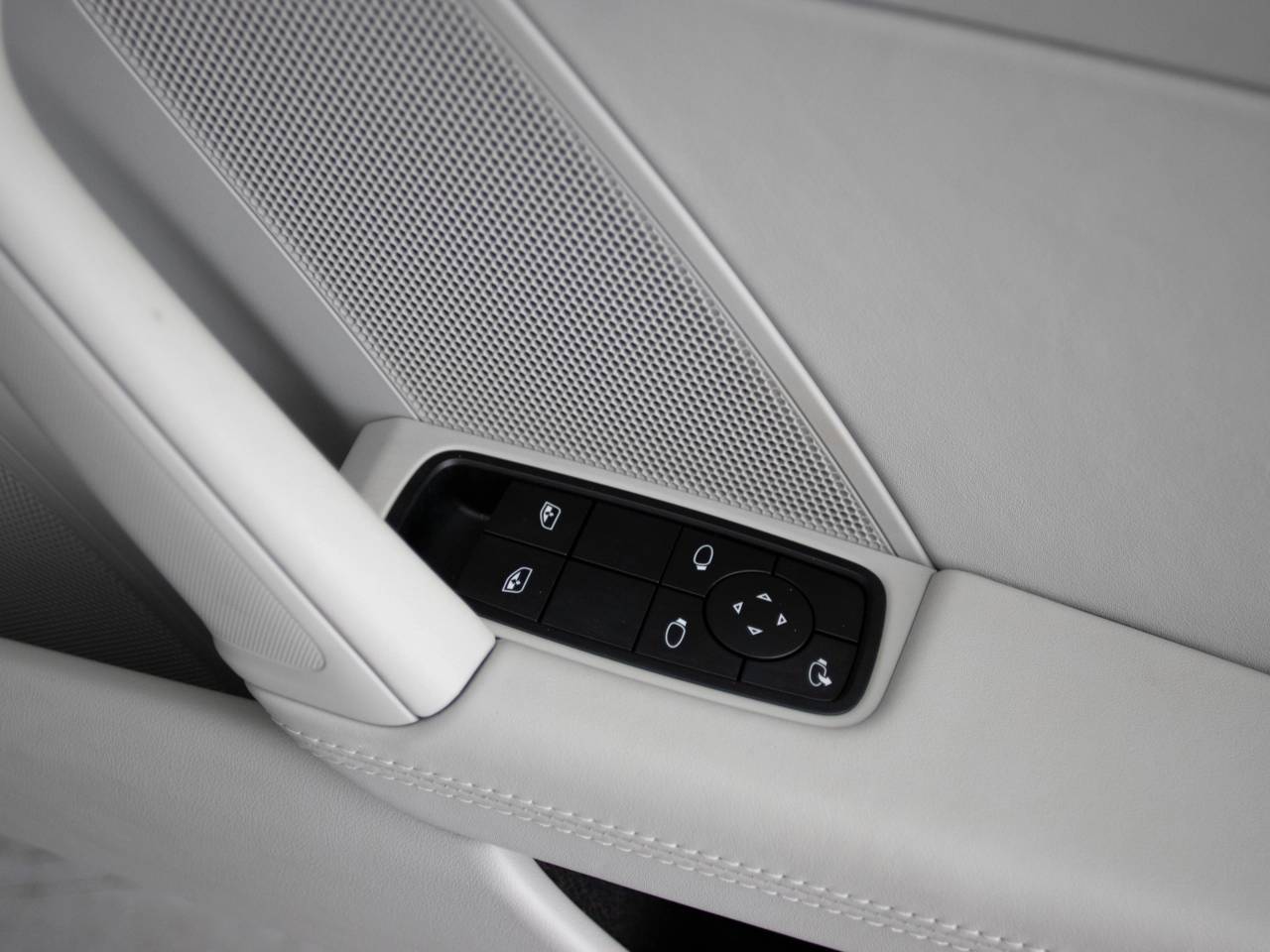 911 (992) CARRERA PDK (11) image 26