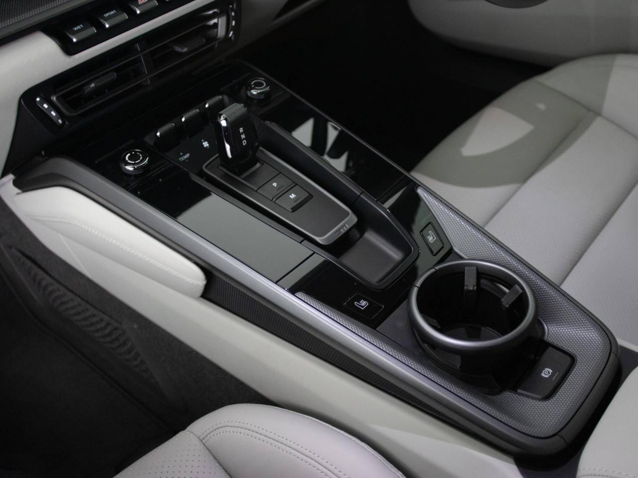 911 (992) CARRERA PDK (11) image 37