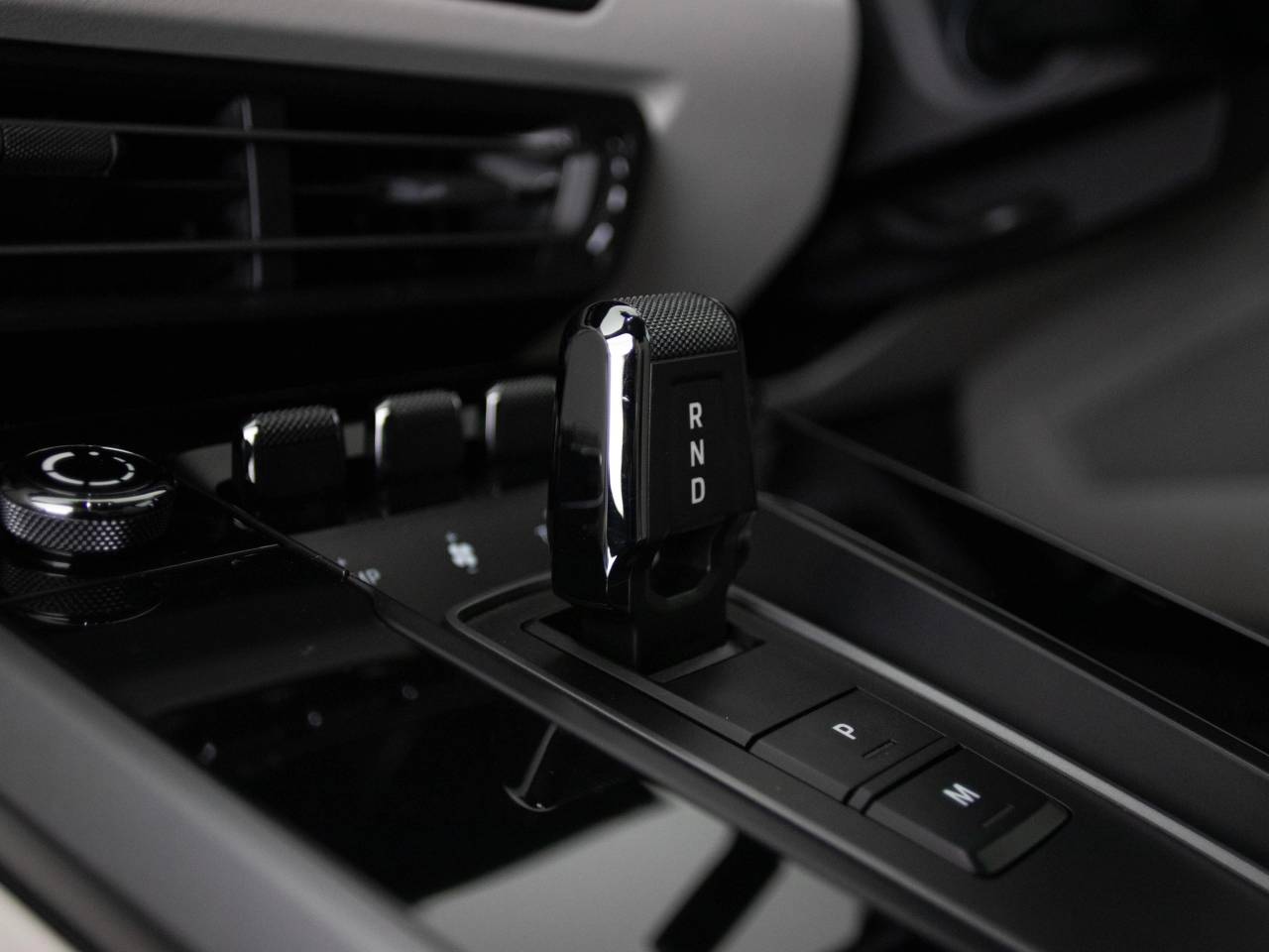 911 (992) CARRERA PDK (11) image 24