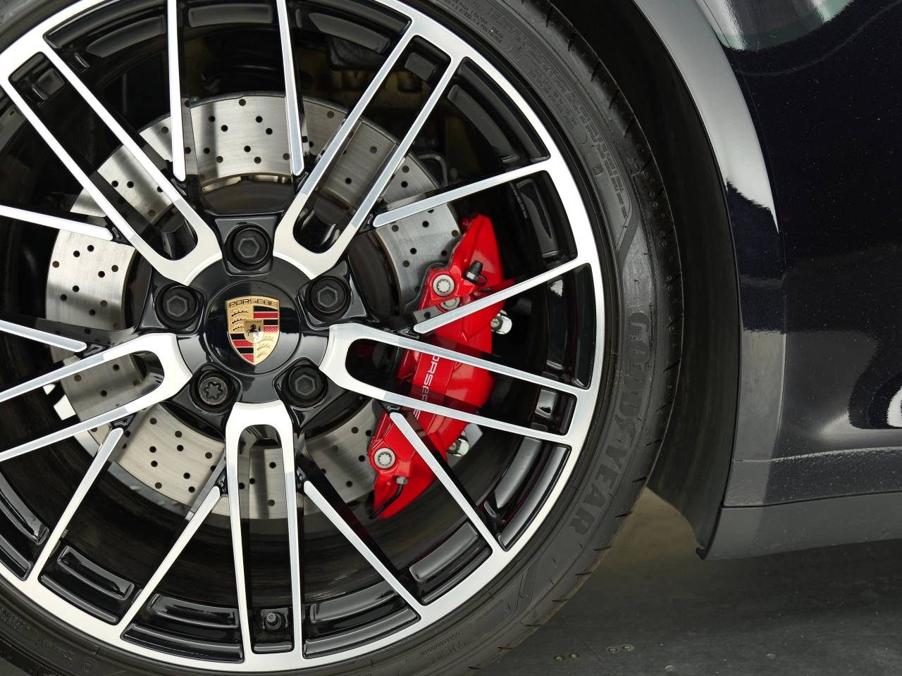 911 (992) TARGA 4S PDK image 09