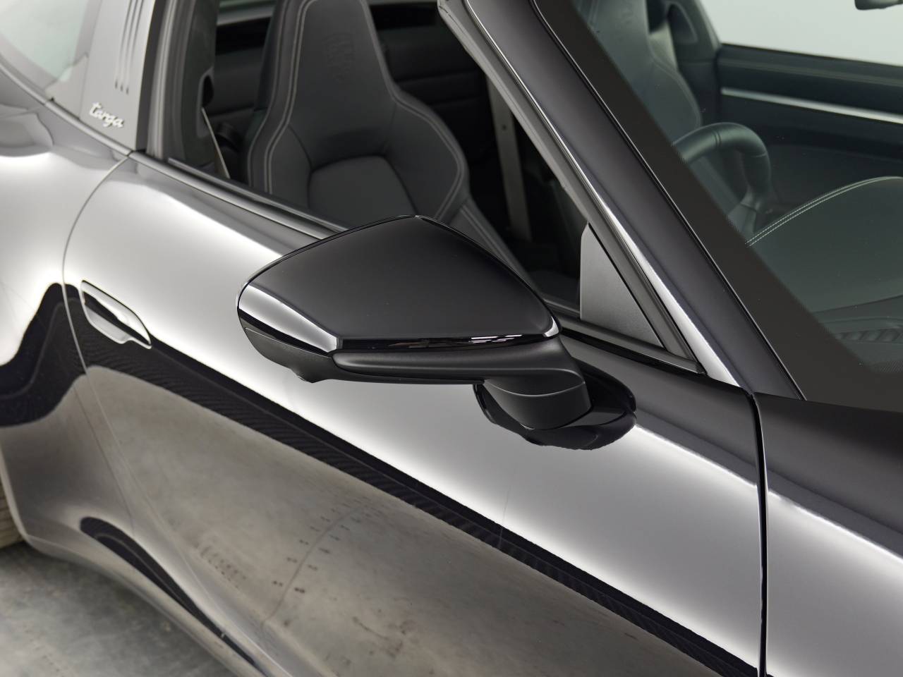 911 (992) TARGA 4S PDK image 12