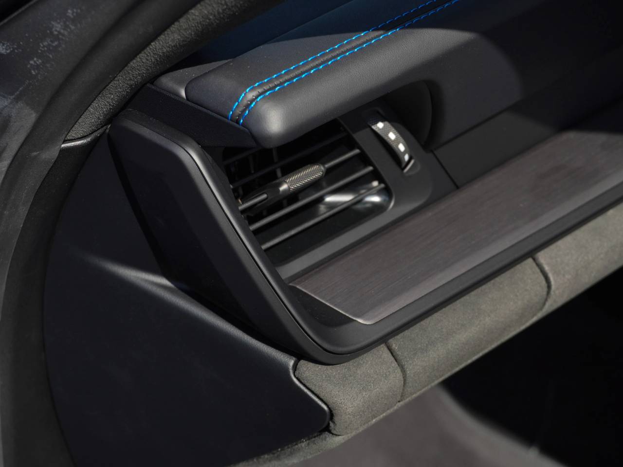 911 (992) GT3 PDK (4) image 64