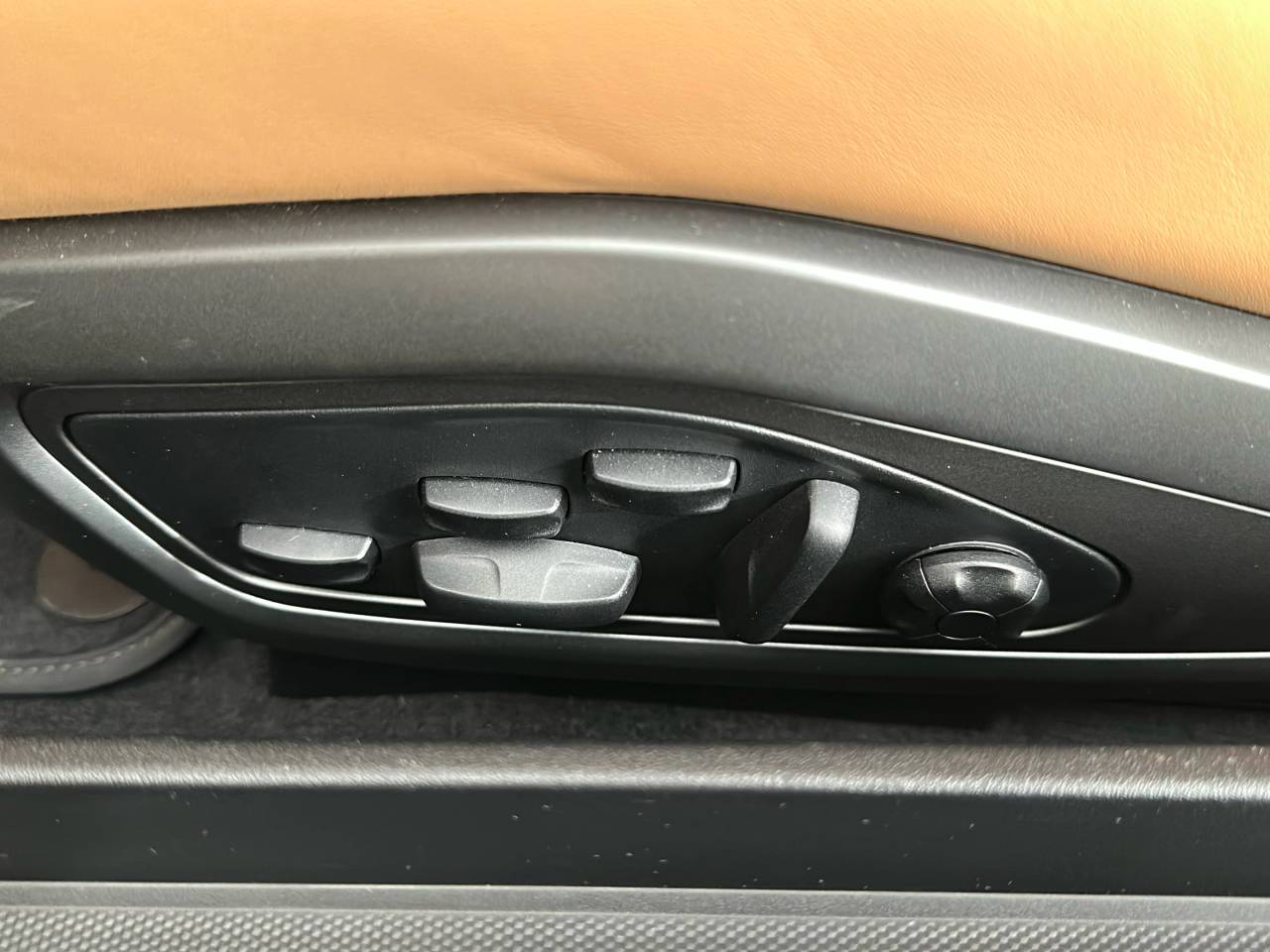 911 (992) GT3 TOURING PDK (15) image 05