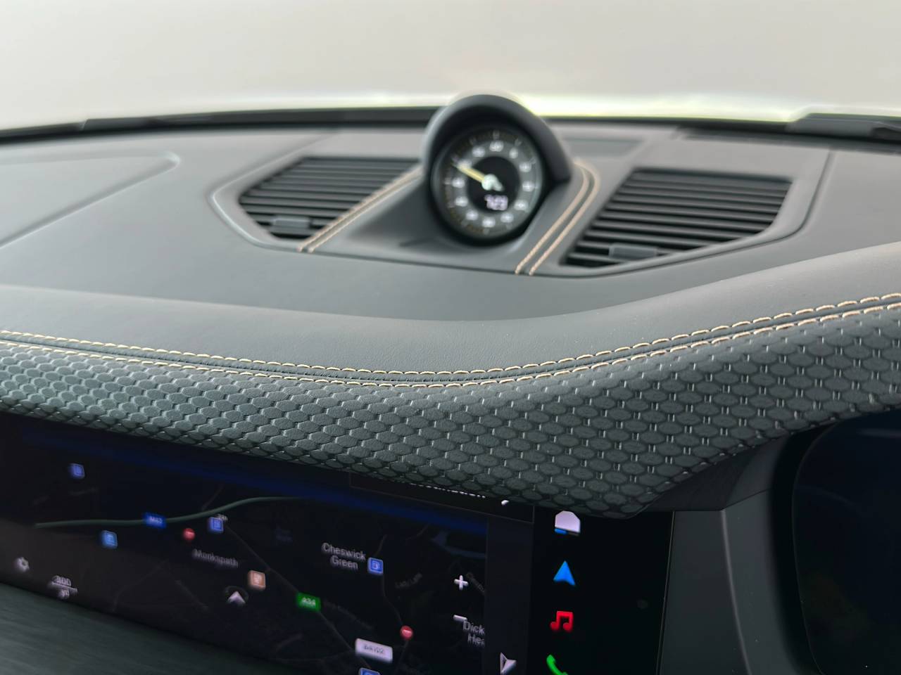 911 (992) GT3 TOURING PDK (15) image 18
