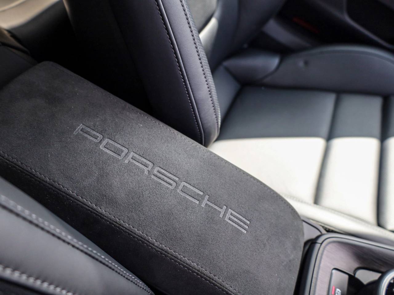 911 (992) CARRERA GTS PDK (25) image 29