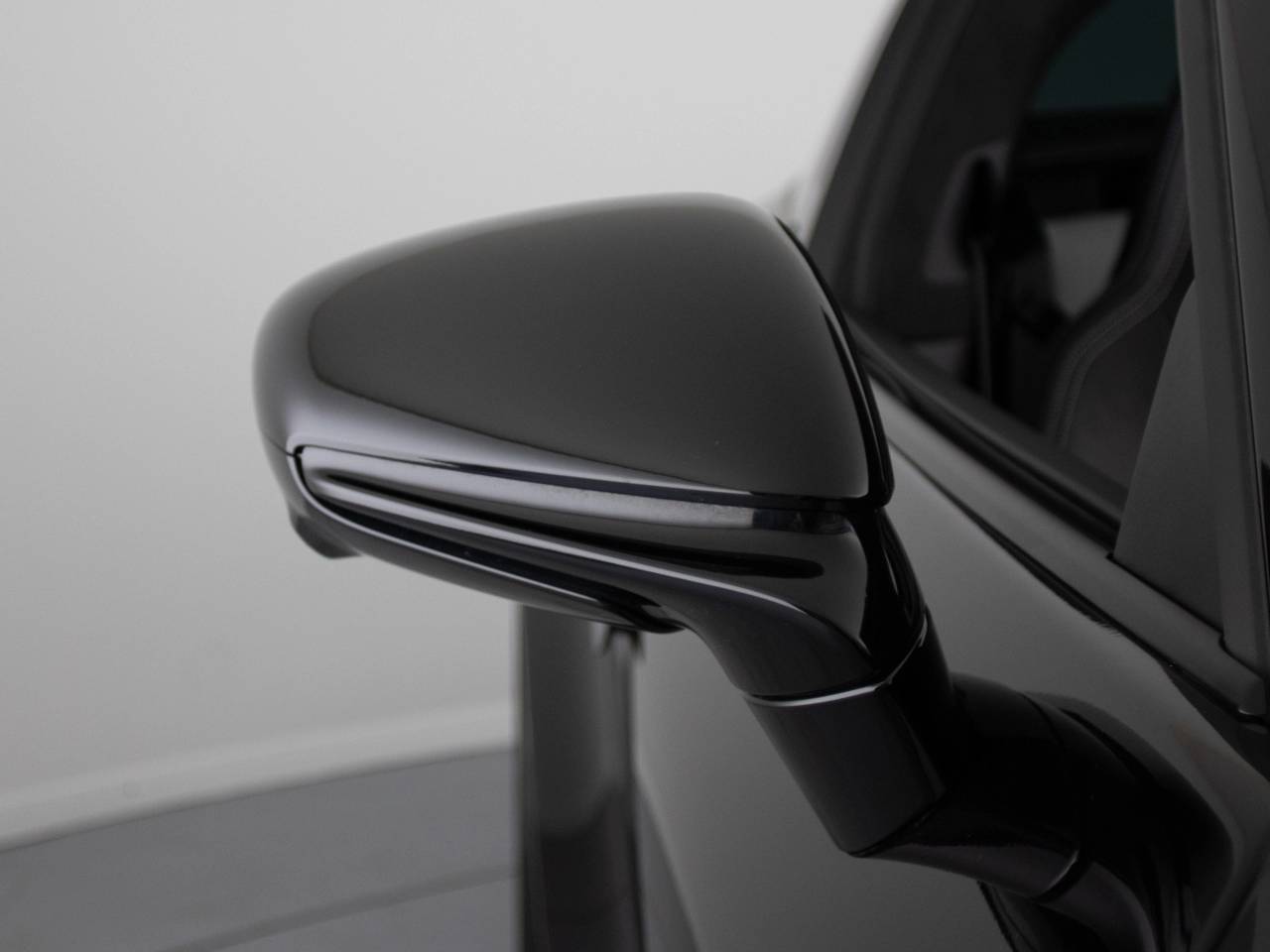 911 (992) TARGA 4 GTS PDK (10) image 16