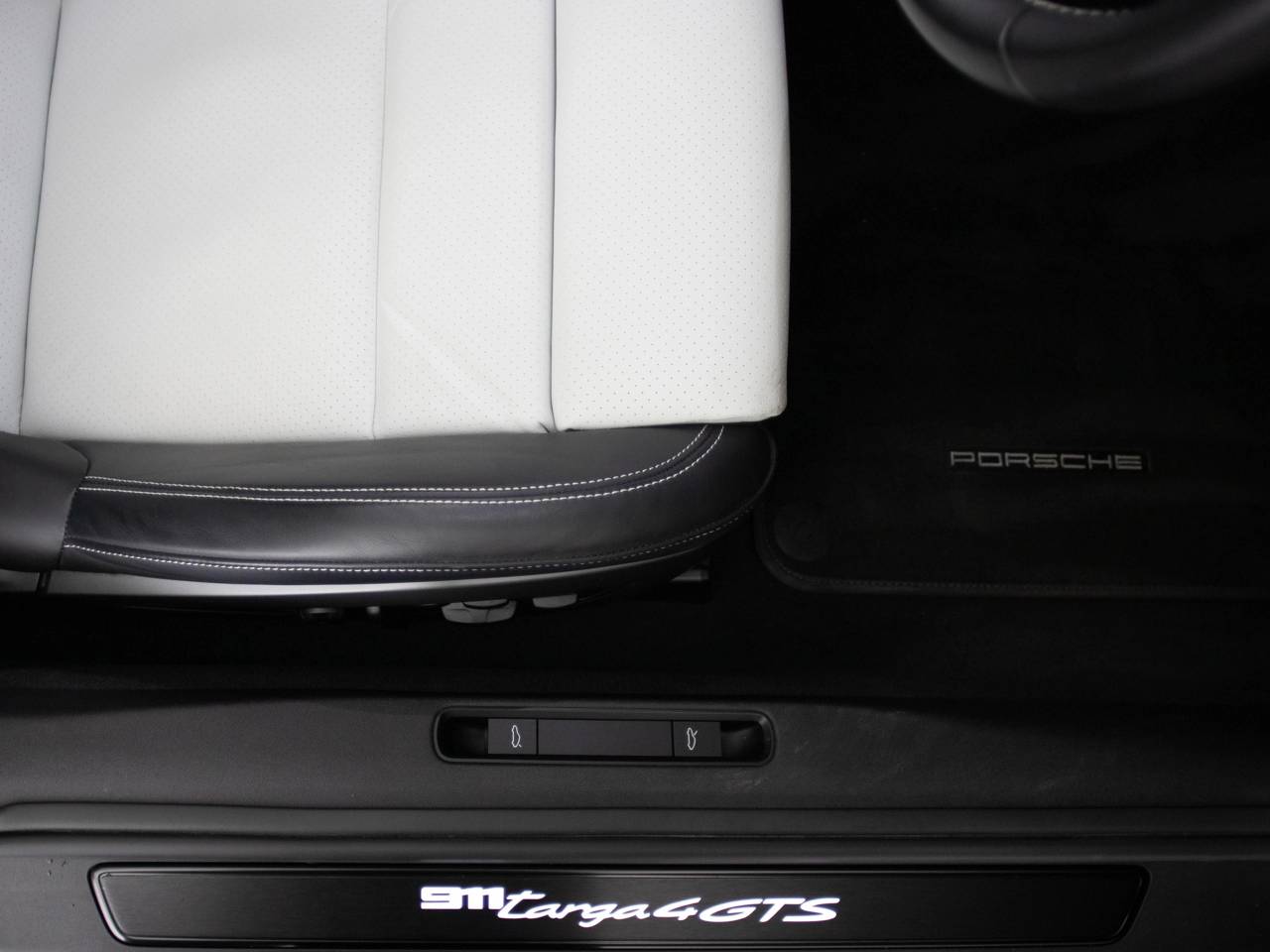 911 (992) TARGA 4 GTS PDK (10) image 33