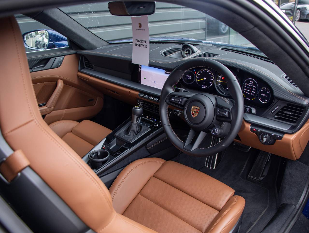 911 (992) GT3 TOURING PDK (5) image 04