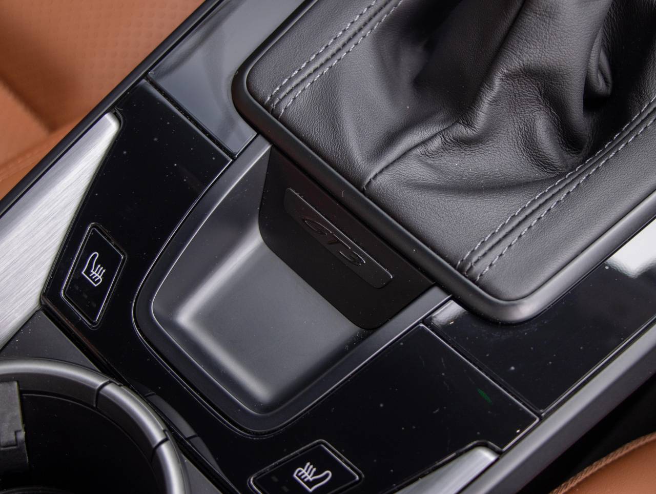 911 (992) GT3 TOURING PDK (5) image 18