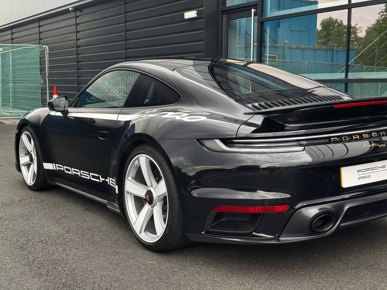 911 (992) TURBO 50 YEARS PDK image 35