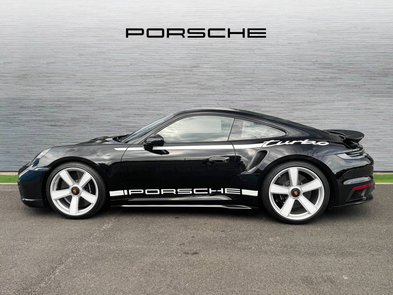 911 (992) TURBO 50 YEARS PDK image 05