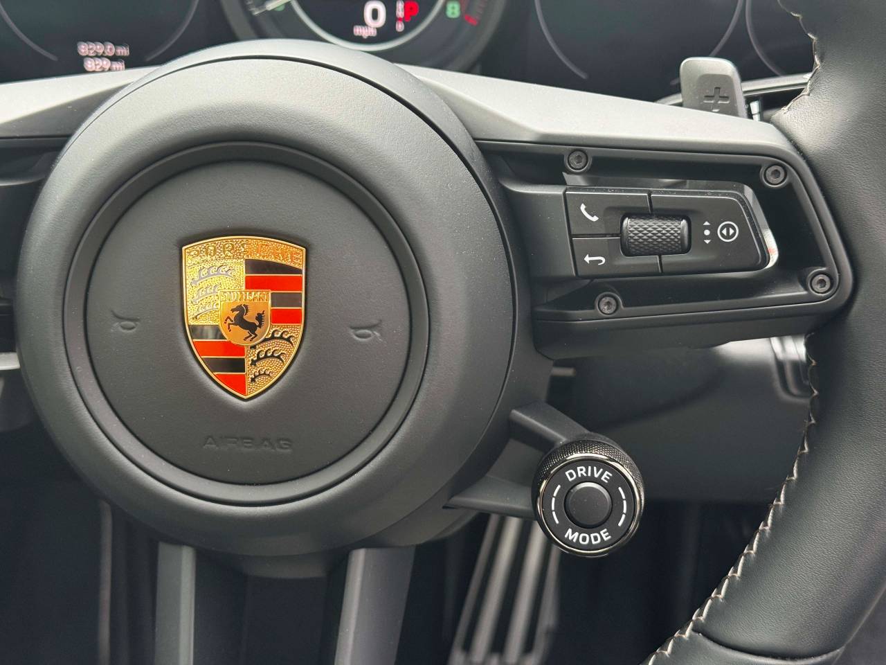 911 (992) TURBO 50 YEARS PDK image 47