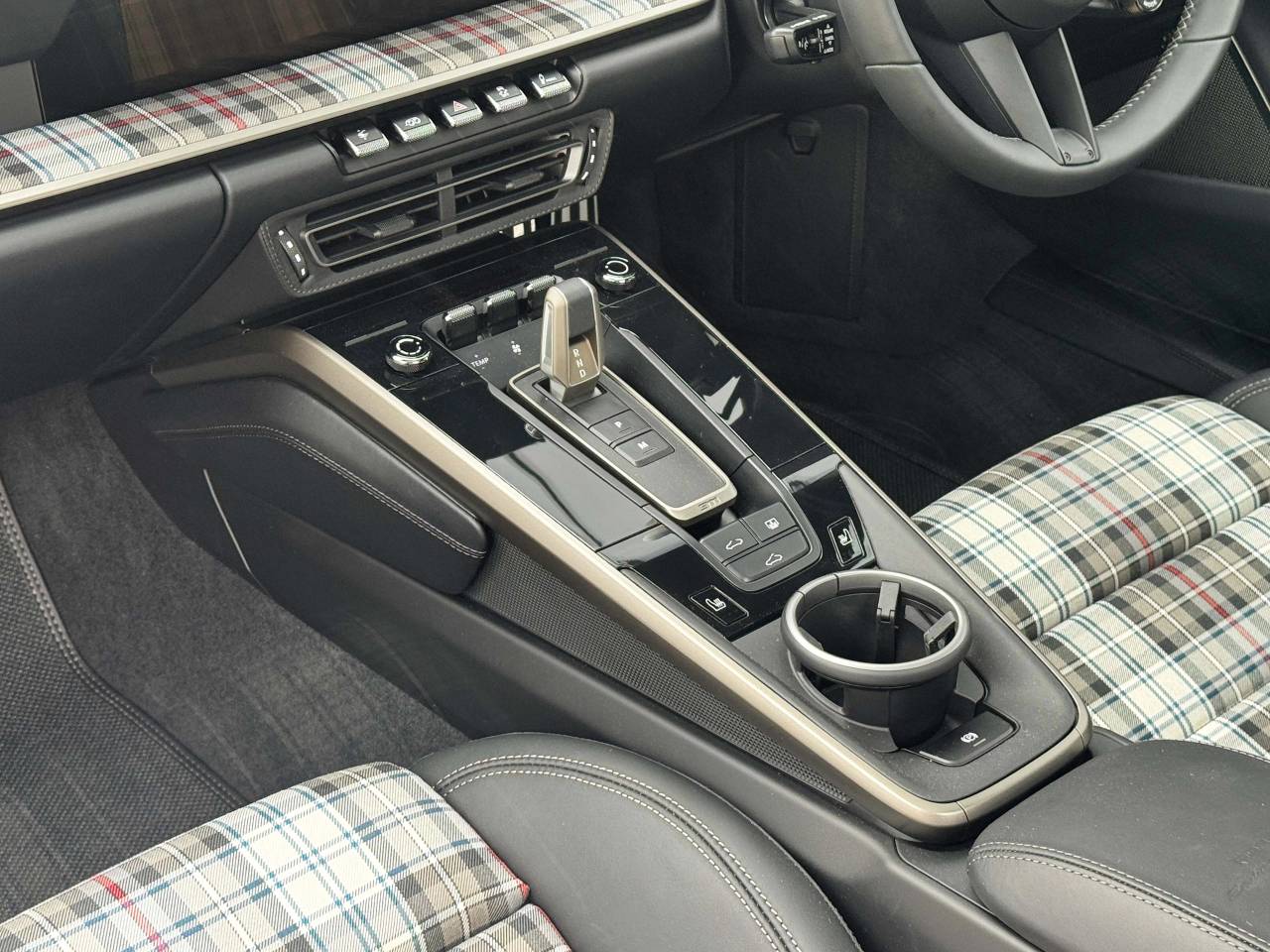 911 (992) TURBO 50 YEARS PDK image 23