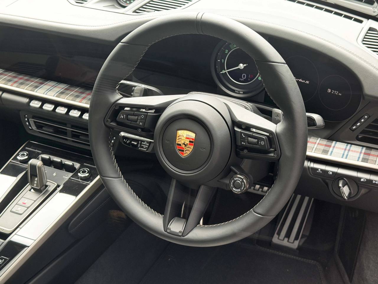 911 (992) TURBO 50 YEARS PDK image 28