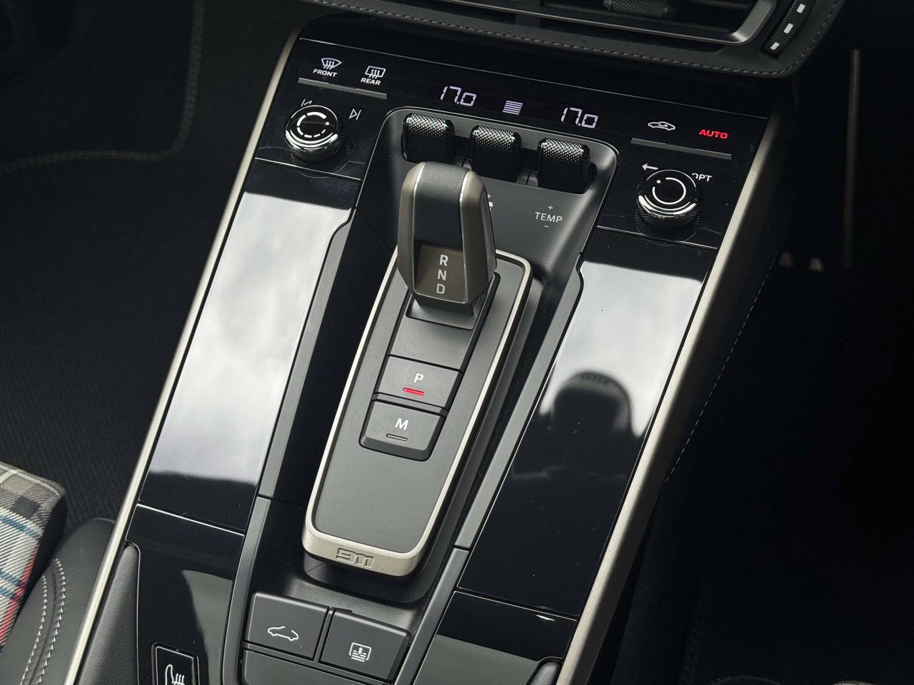 911 (992) TURBO 50 YEARS PDK image 34