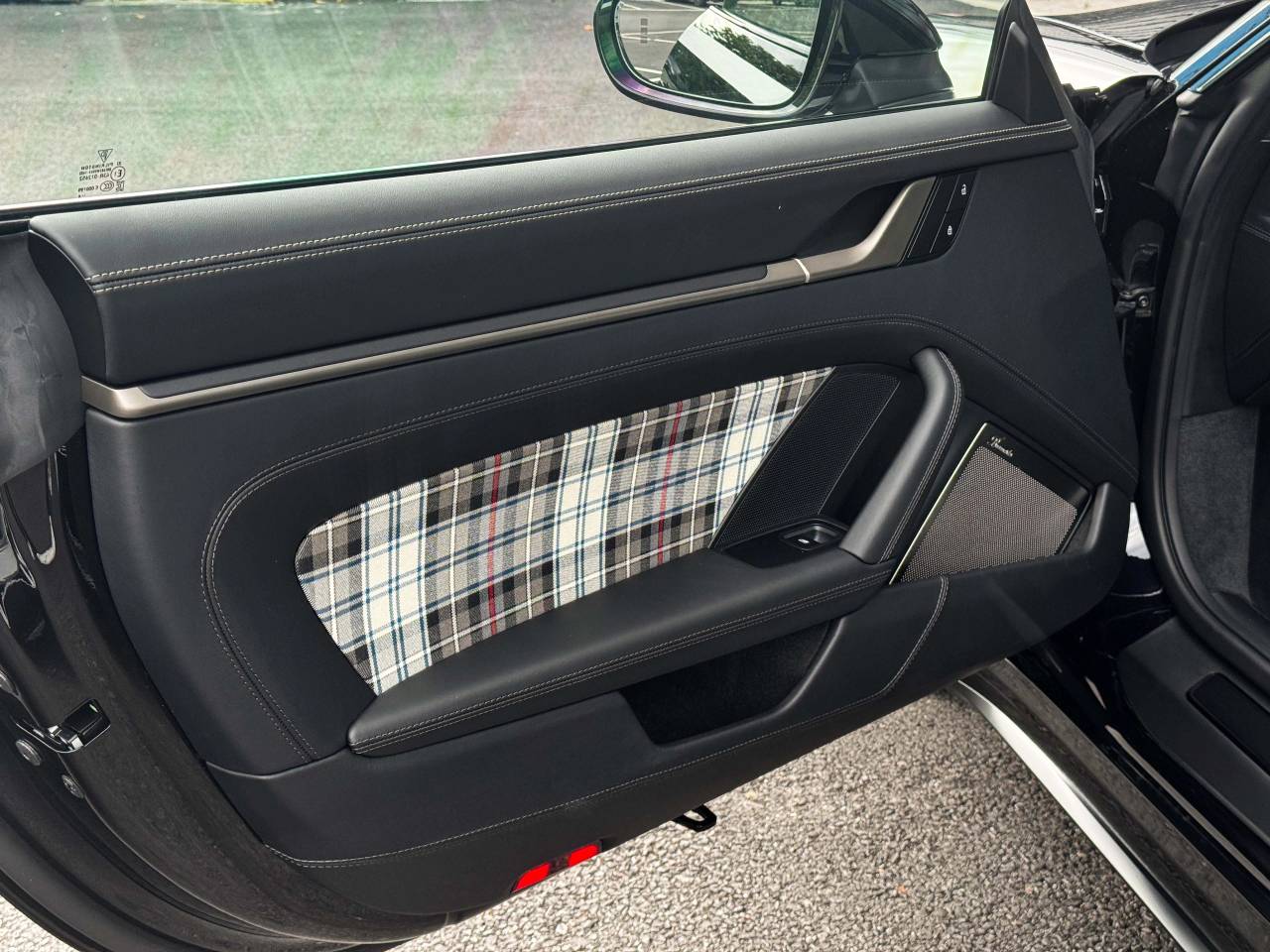 911 (992) TURBO 50 YEARS PDK image 36