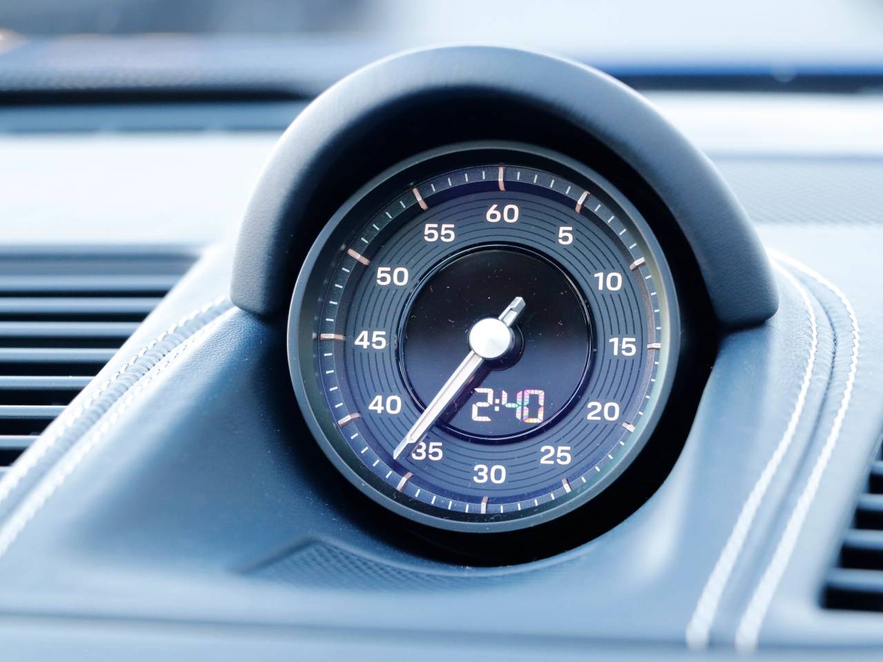 911 (992) CARRERA 4 GTS PDK (13) image 17