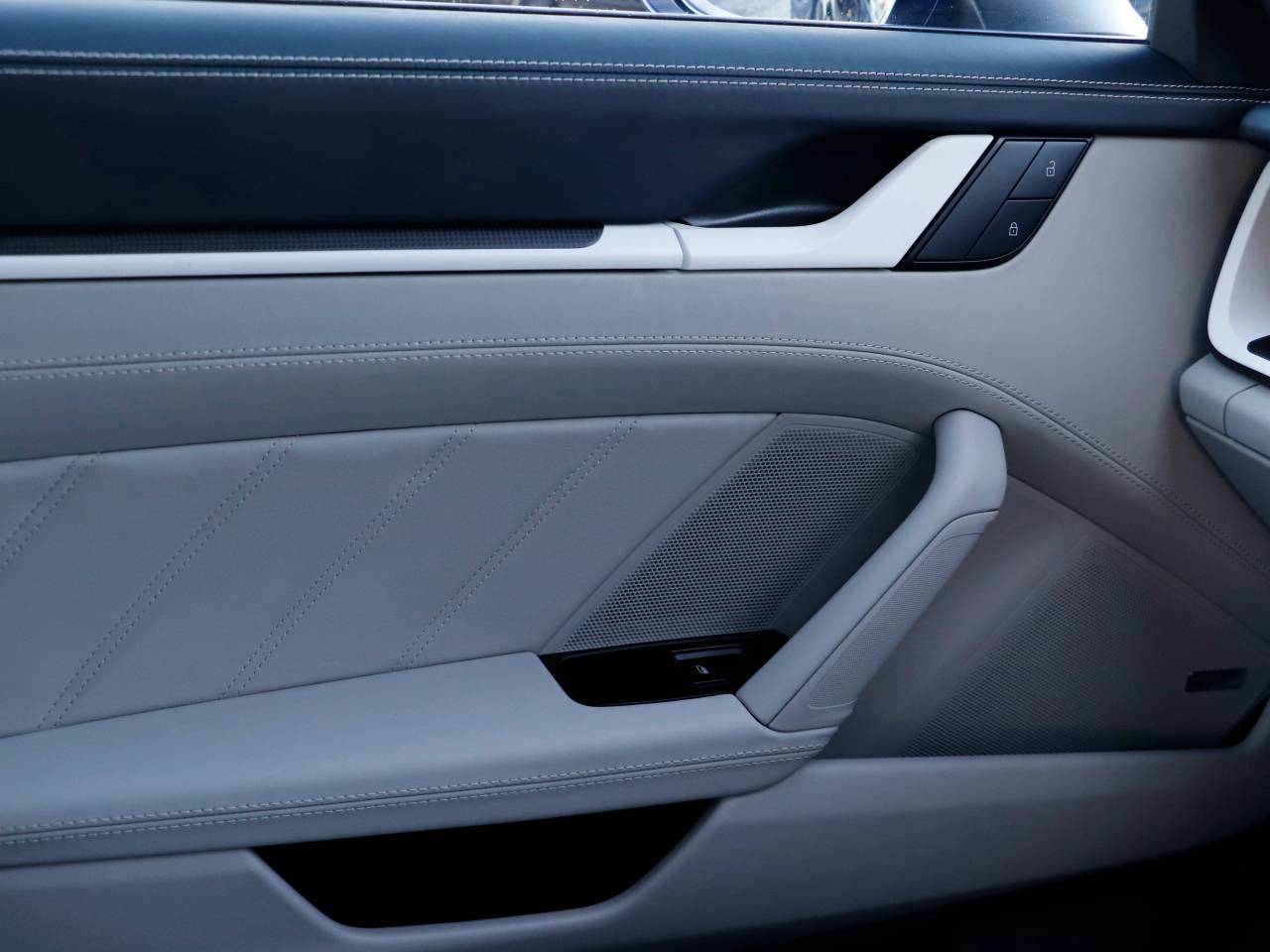 911 (992) CARRERA 4 GTS PDK (13) image 20