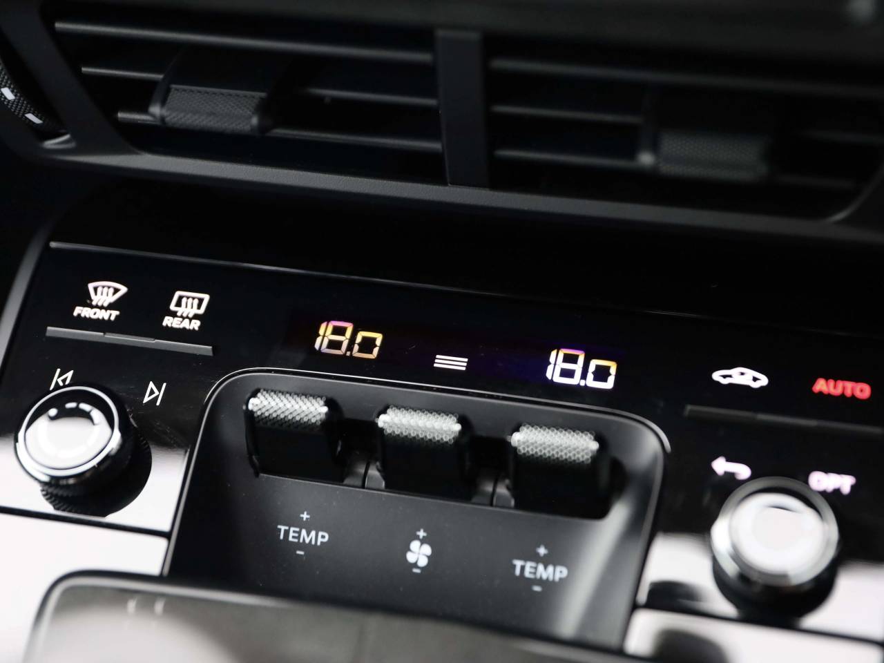 911 (992) GT3 PDK (12) image 23