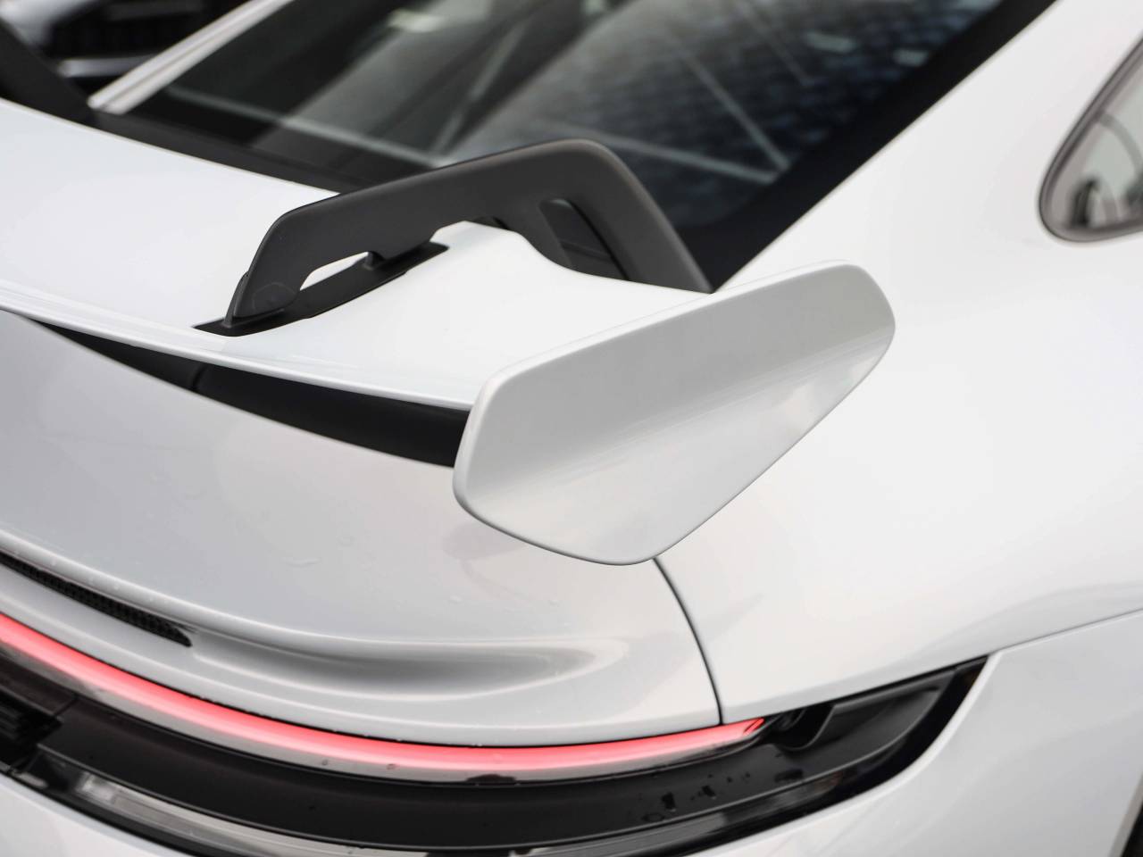 911 (992) GT3 PDK (12) image 13