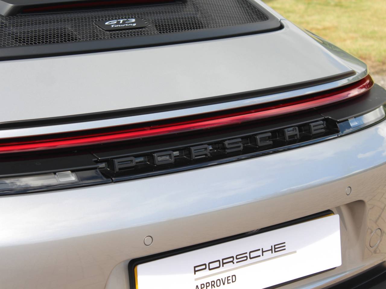 911 (992) GT3 TOURING image 27