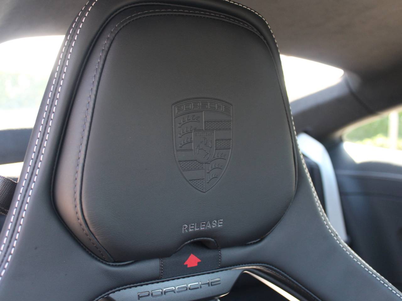 911 (992) GT3 TOURING image 30