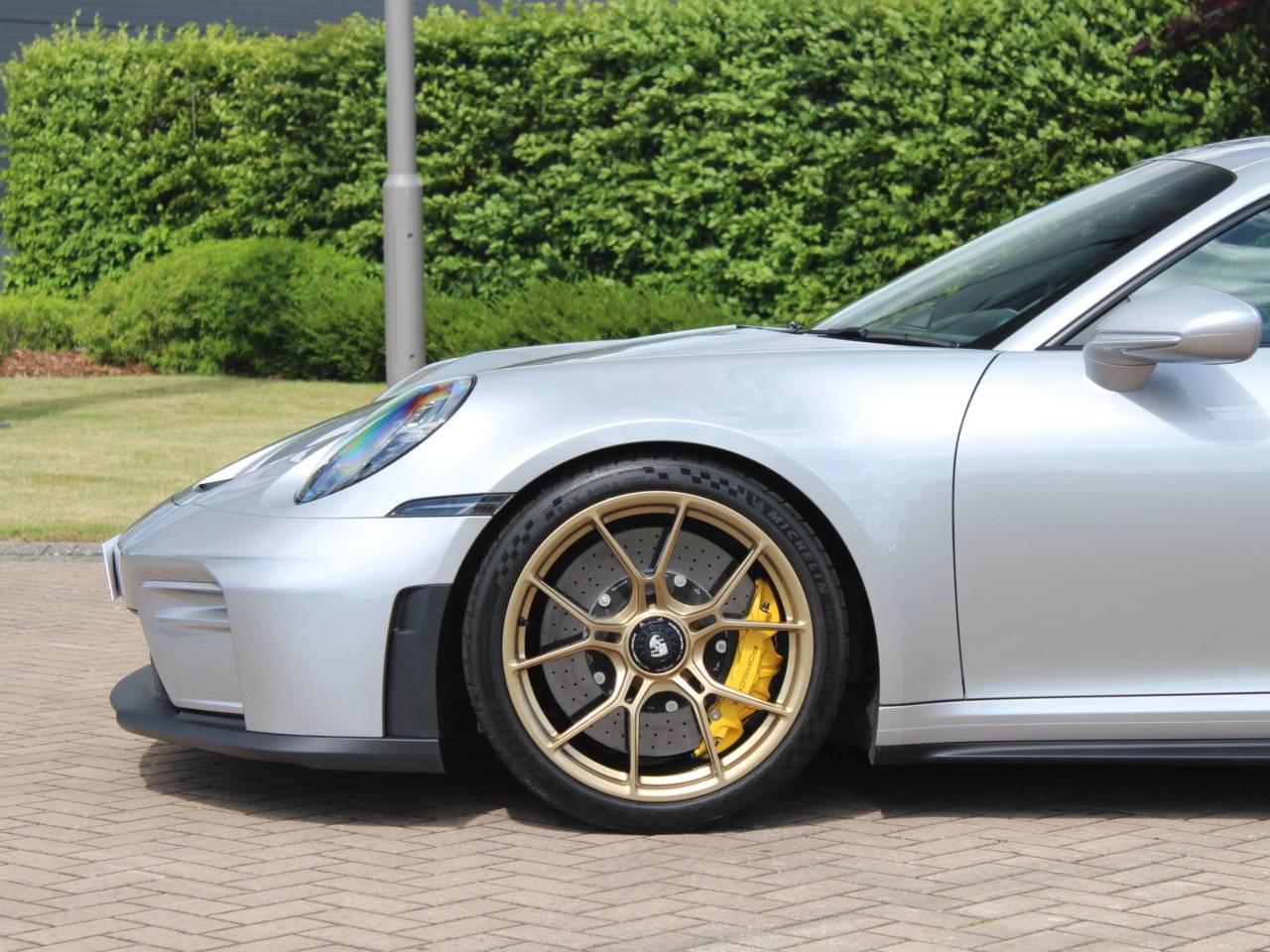 911 (992) GT3 TOURING image 18