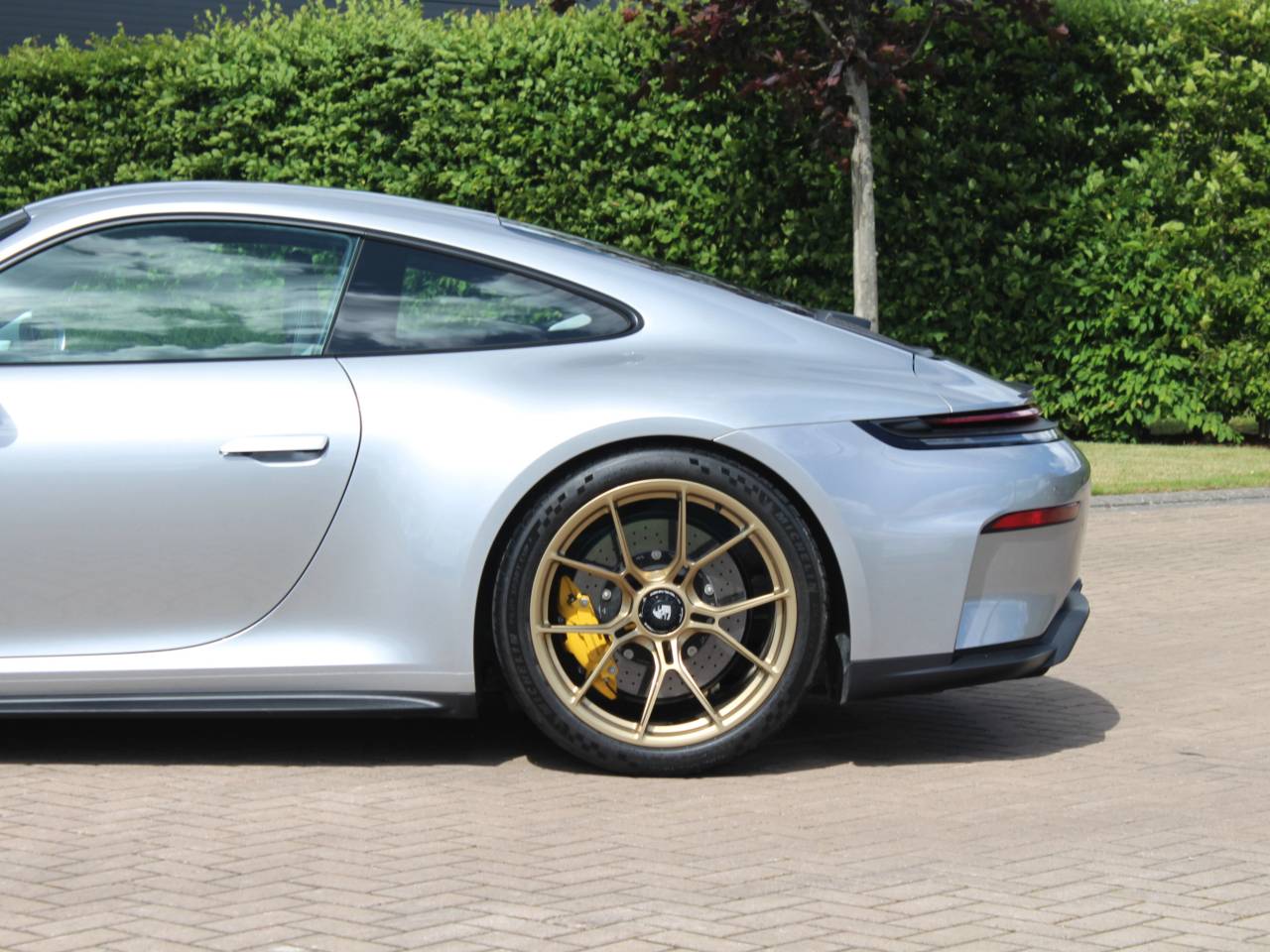 911 (992) GT3 TOURING image 25
