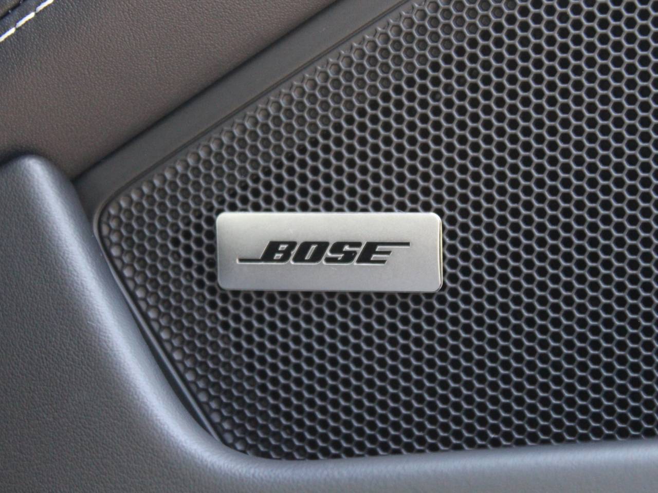 911 (992) GT3 TOURING image 42