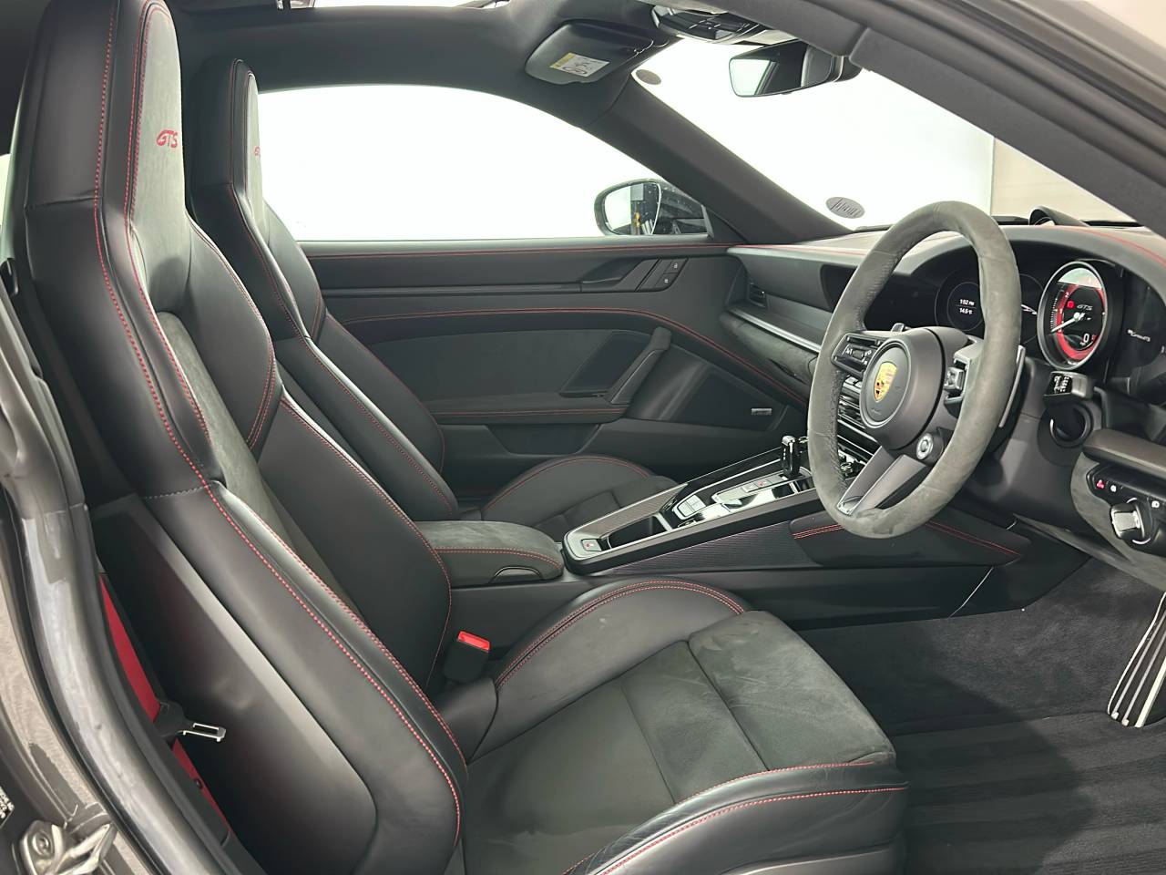 911 (992) CARRERA GTS PDK (30) image 24
