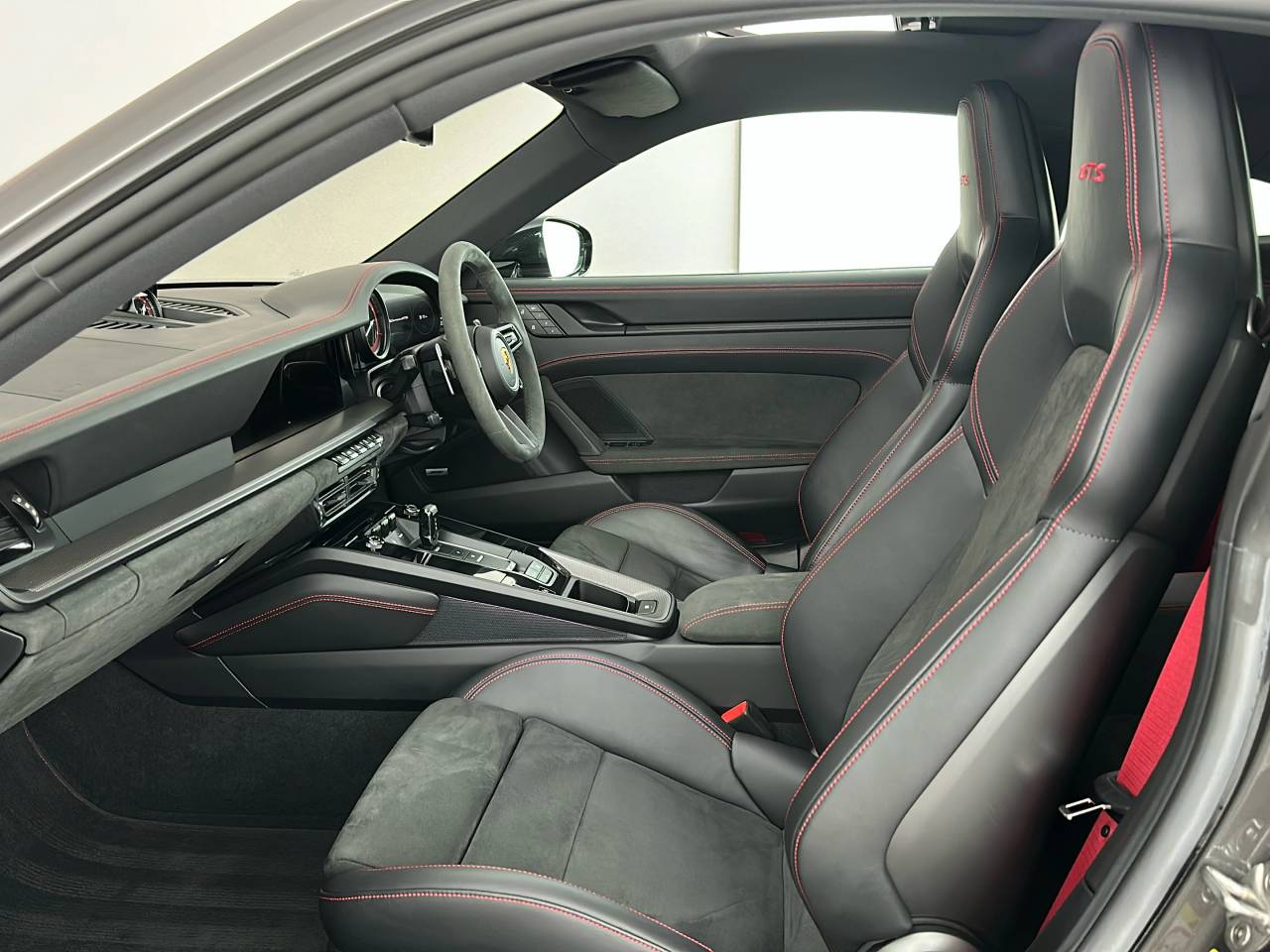 911 (992) CARRERA GTS PDK (30) image 21