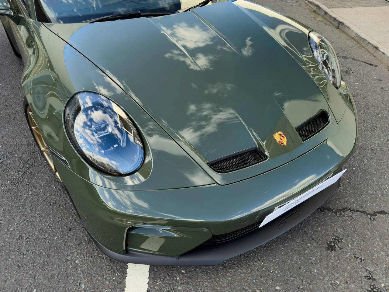 911 (992) GT3 TOURING PDK (10) image 22