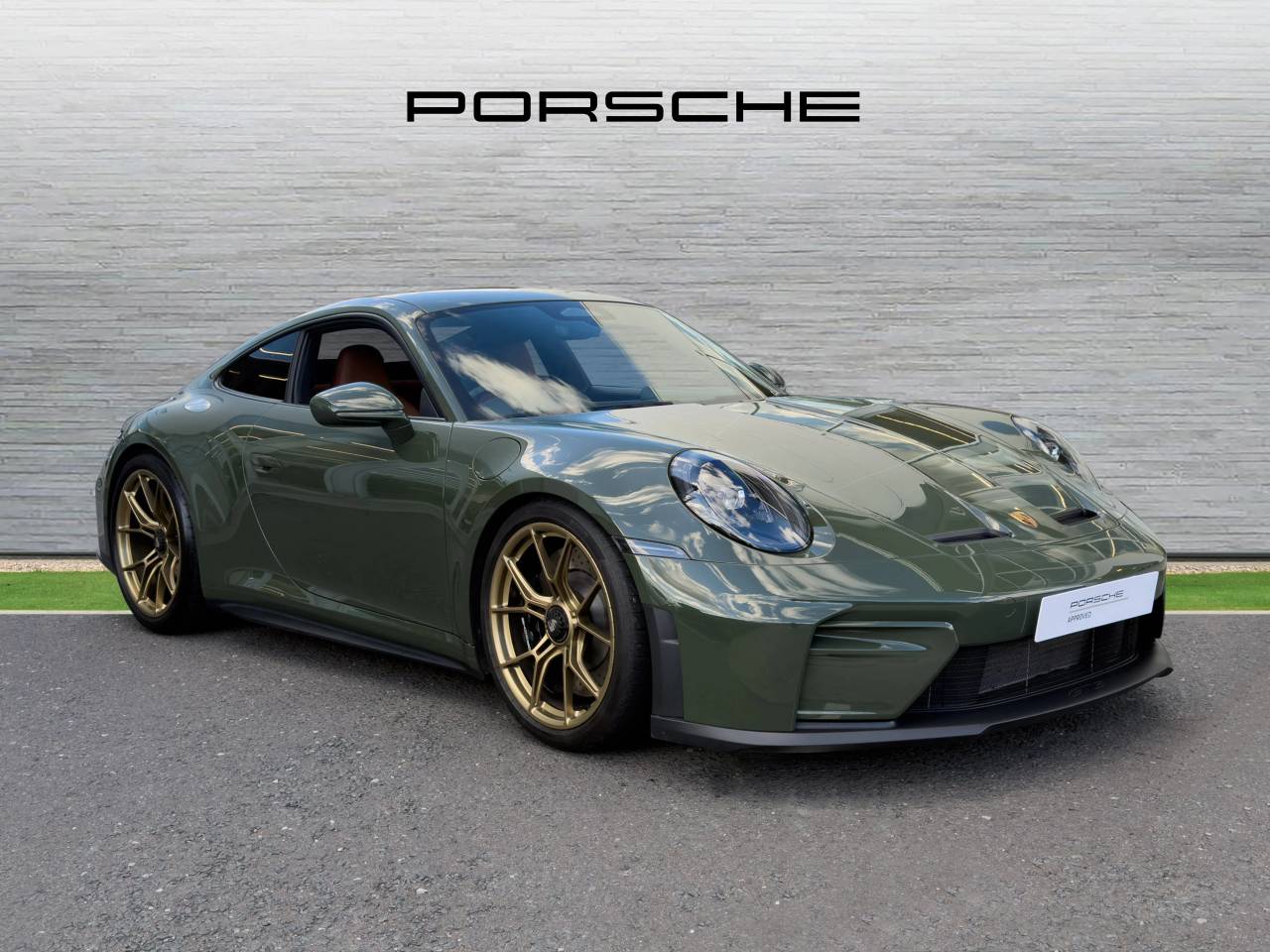 911 (992) GT3 TOURING PDK (10) image 01