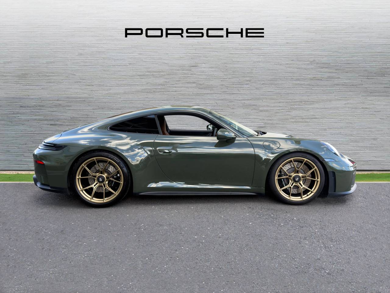 911 (992) GT3 TOURING PDK (10) image 02