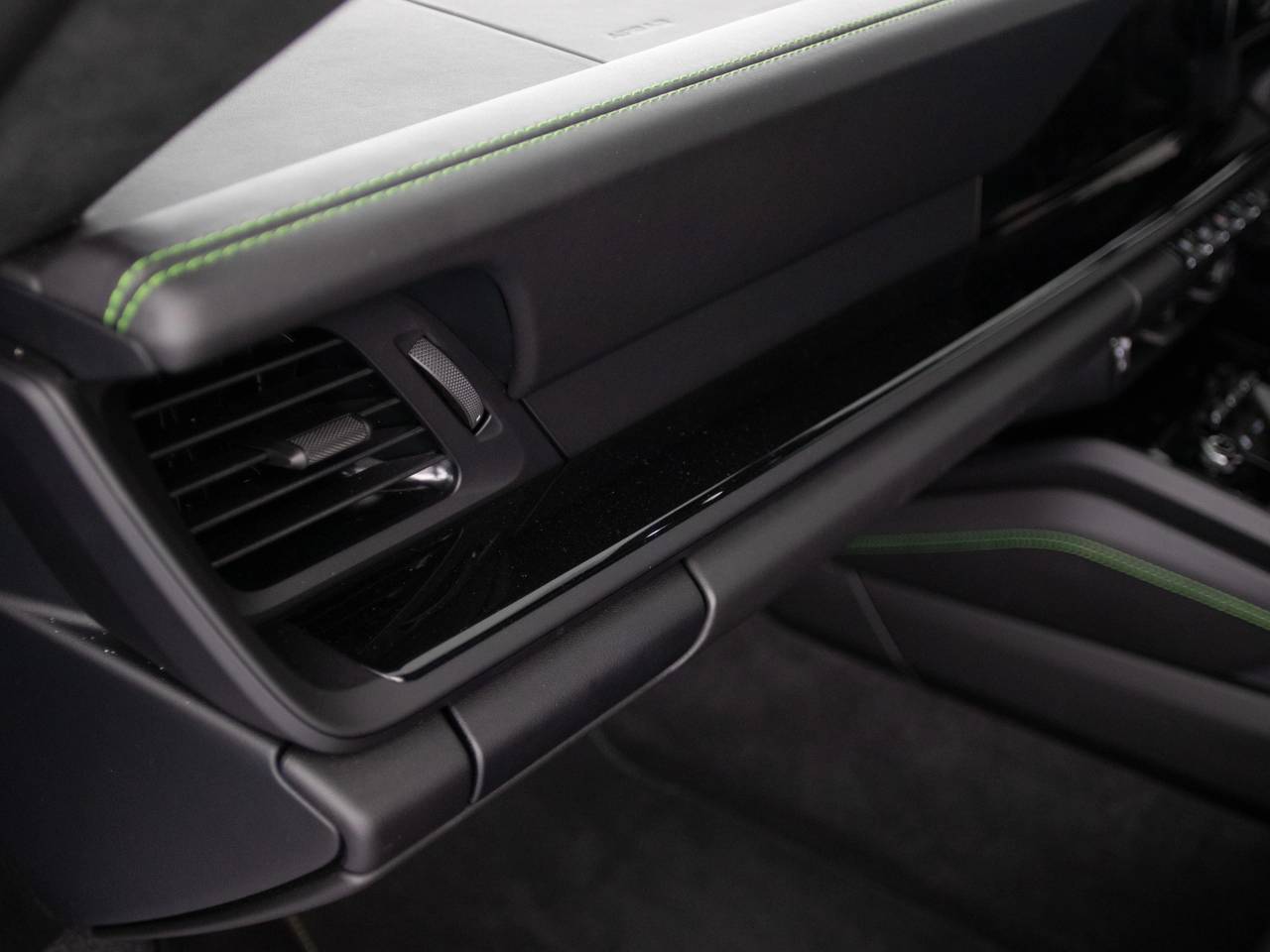 911 (992) CARRERA T PDK (4) image 24