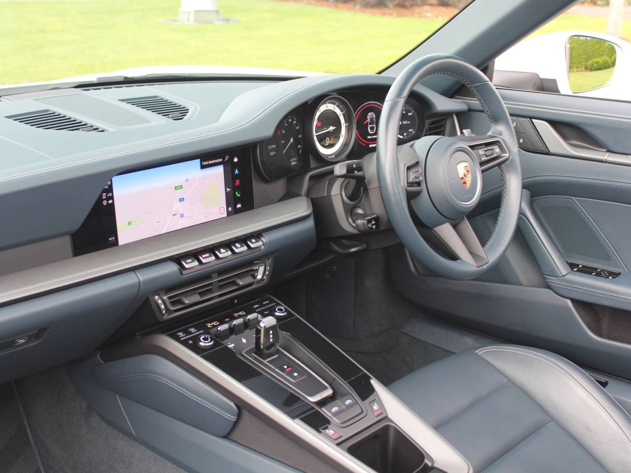 911 (992) TARGA 4S PDK (1) image 03