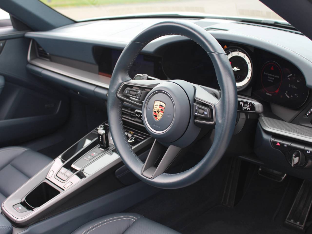 911 (992) TARGA 4S PDK (1) image 04