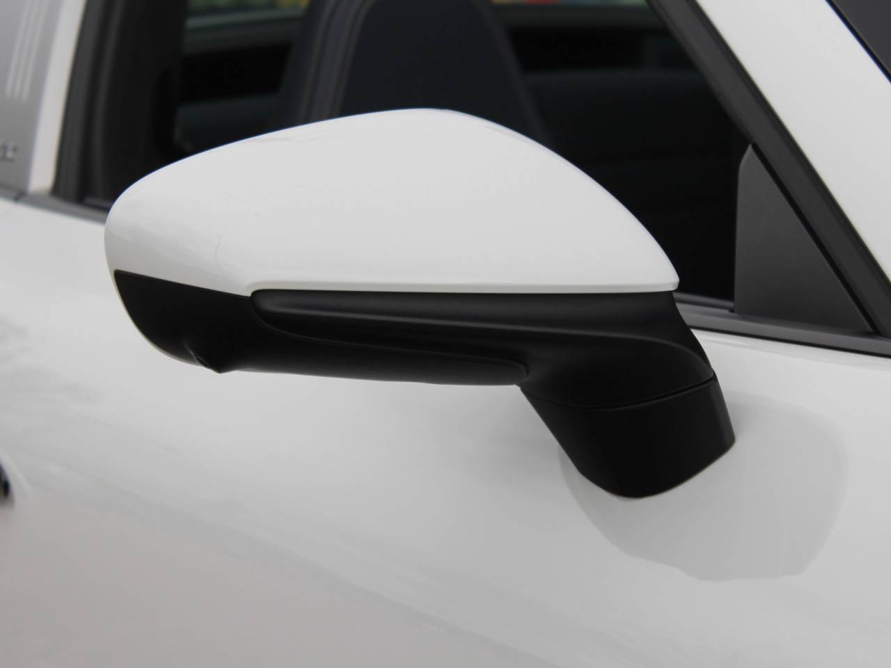 911 (992) TARGA 4S PDK (1) image 12