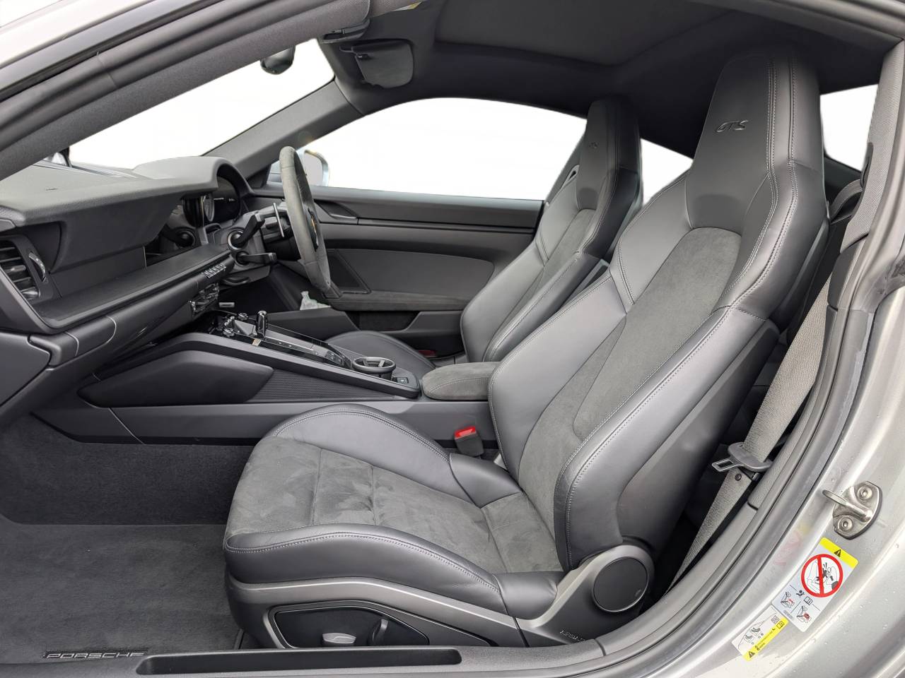 911 (992) CARRERA 4 GTS PDK (11) image 05