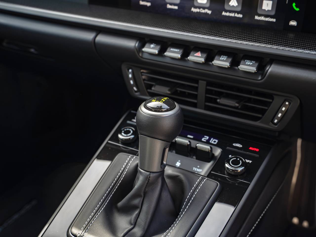 911 (992) GT3 TOURING PDK (11) image 23