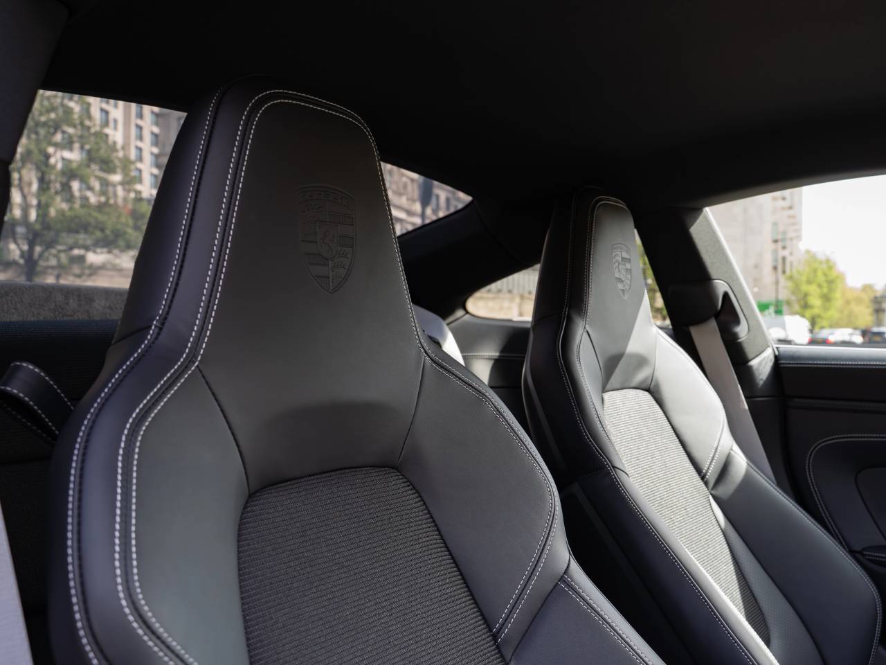 911 (992) GT3 TOURING PDK (11) image 05