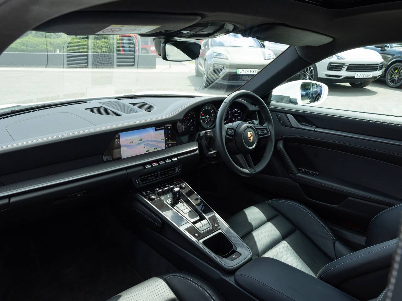 911 (992) CARRERA S PDK (1) image 08