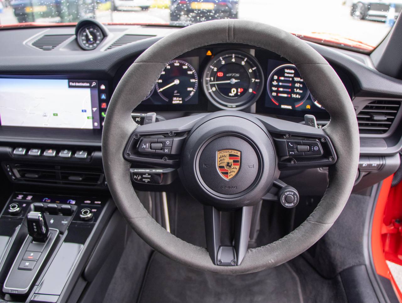 911 (992) TARGA 4 GTS PDK (12) image 19