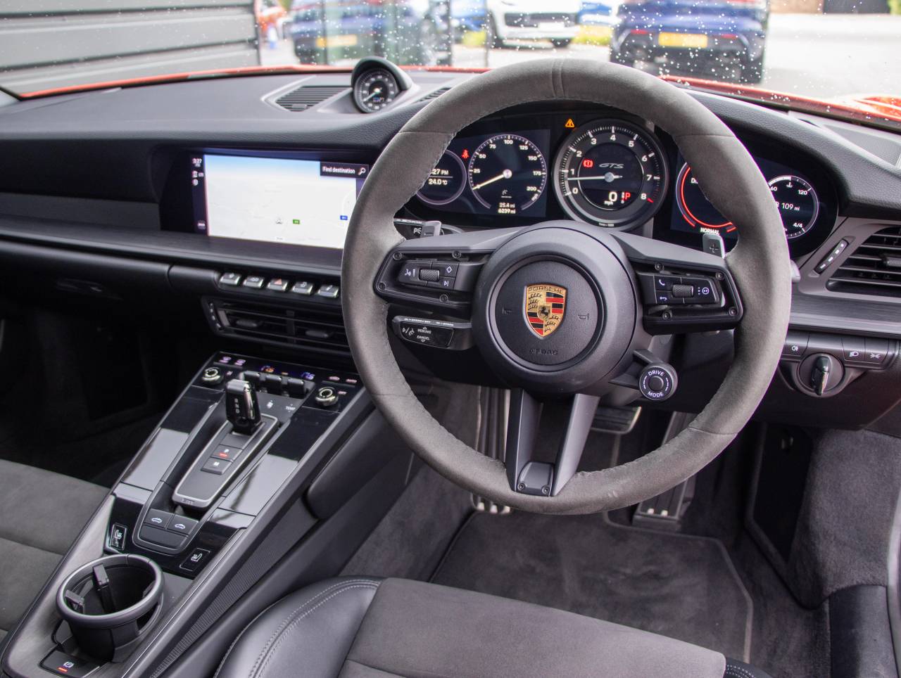 911 (992) TARGA 4 GTS PDK (12) image 15
