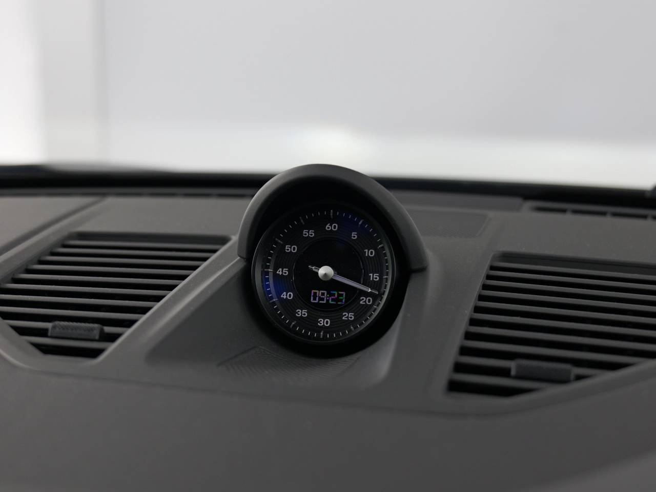 911 (992) CARRERA PDK (16) image 30