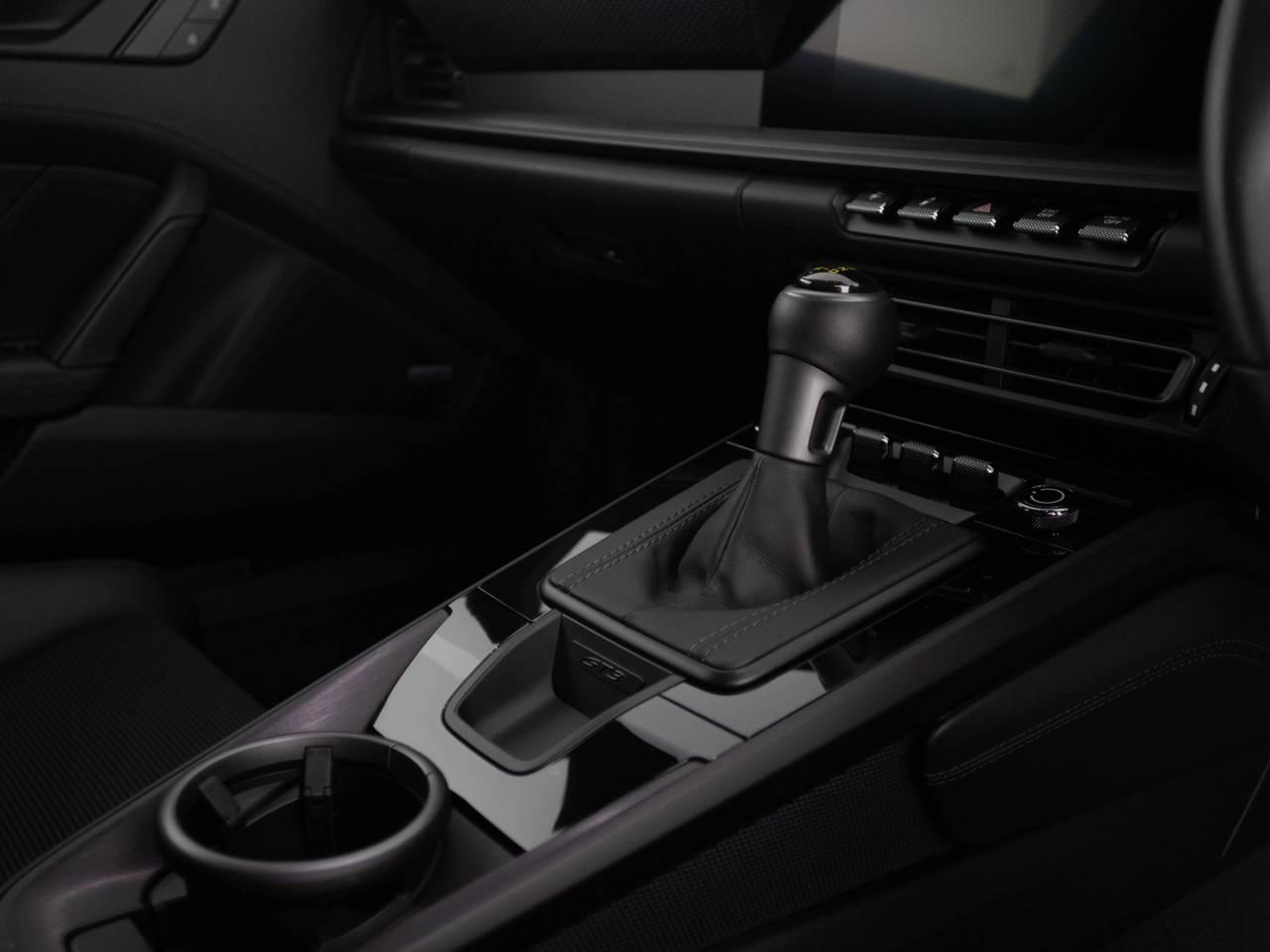 911 (992) GT3 TOURING PDK (1) image 55