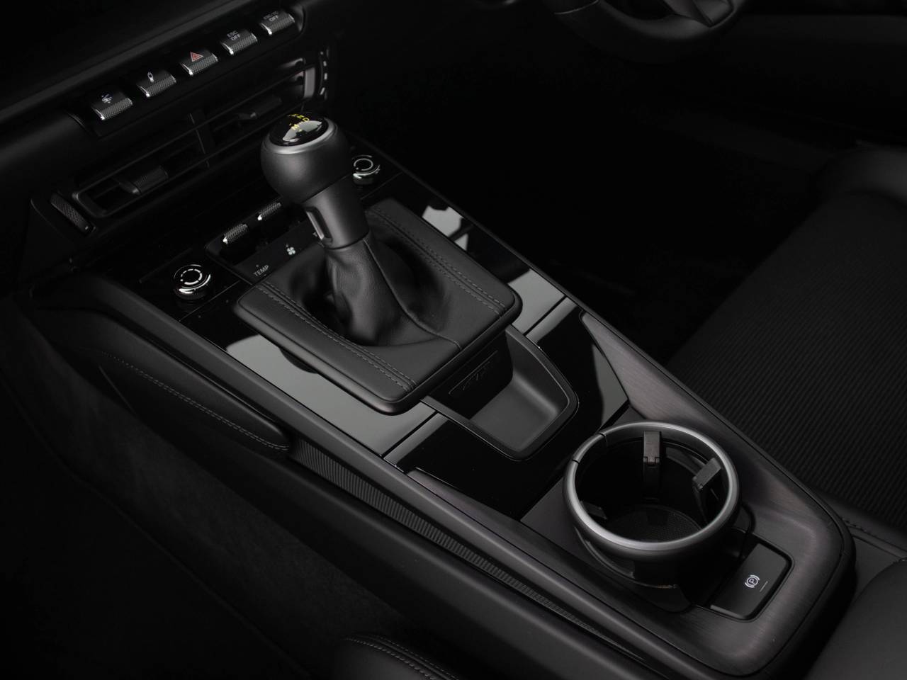 911 (992) GT3 TOURING PDK (1) image 39