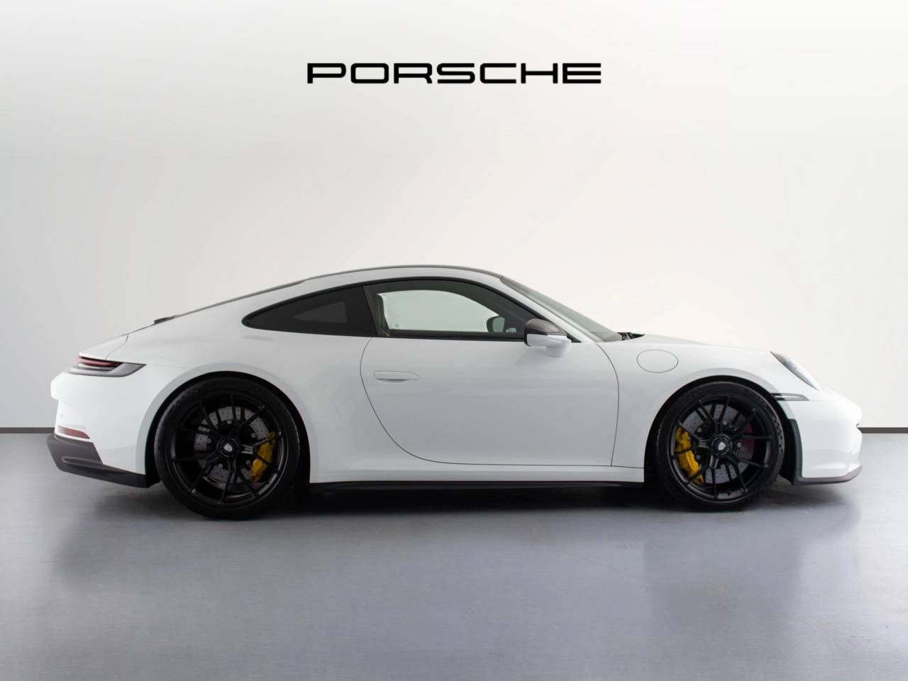 911 (992) GT3 TOURING PDK (1) image 02